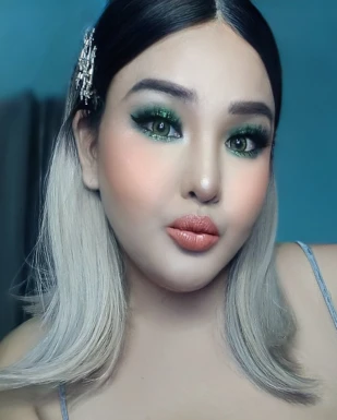 Thai ladyboys for dating / Ladyboys from Philippines for dating