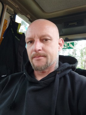 <span>Mathias, 45</span> <span style='width: 25px; height: 16px; float: right; background-image: url(/bitmaps/flags_small/DE.PNG)'> </span><span style='float: right;margin-right: 20px;'><i class='fa fa-heart'></i> 8</span><br><span>Gemünden, Germany</span> <input type='button' class='joinbtn' style='float: right' value='JOIN NOW' />