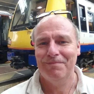 <span>Rob, 61</span> <span style='width: 25px; height: 16px; float: right; background-image: url(/bitmaps/flags_small/PH.PNG)'> </span><br><span> , Filipiny</span> <input type='button' class='joinbtn' style='float: right' value='JOIN NOW' />