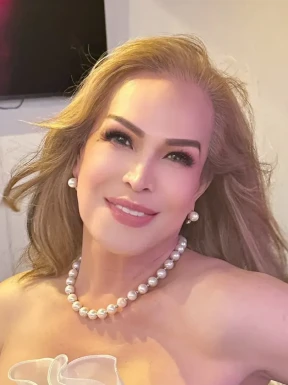 Thai ladyboys for dating / Ladyboys from Philippines for dating