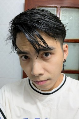 <span>Gaia, 26</span> <span style='width: 25px; height: 16px; float: right; background-image: url(/bitmaps/flags_small/VN.PNG)'> </span><br><span>Phu Ly, Viêt Nam</span> <input type='button' class='joinbtn' style='float: right' value='JOIN NOW' />