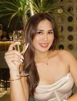 Thai ladyboys for dating / Ladyboys from Philippines for dating