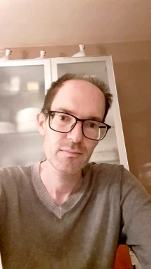 <span>Julien, 43</span> <span style='width: 25px; height: 16px; float: right; background-image: url(/bitmaps/flags_small/FR.PNG)'> </span><br><span>Annecy, 法国</span> <input type='button' class='joinbtn' style='float: right' value='JOIN NOW' />