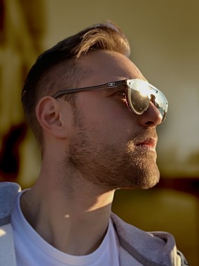 Foreign men for dating