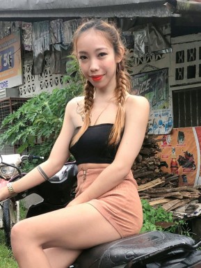 Thai ladyboys for dating / Ladyboys from Philippines for dating