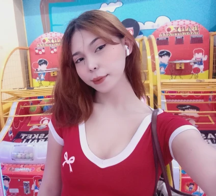 <span>Maxine, 20</span> <span style='width: 25px; height: 16px; float: right; background-image: url(/bitmaps/flags_small/PH.PNG)'> </span><br><span>Makati, 菲律宾</span> <input type='button' class='joinbtn' style='float: right' value='JOIN NOW' />