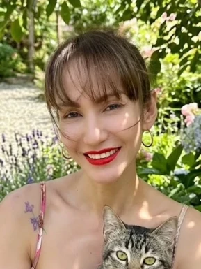 Thai ladyboys for dating / Ladyboys from Philippines for dating