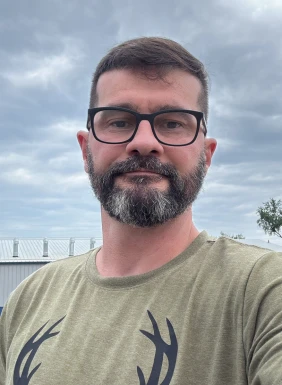 American men looking for love